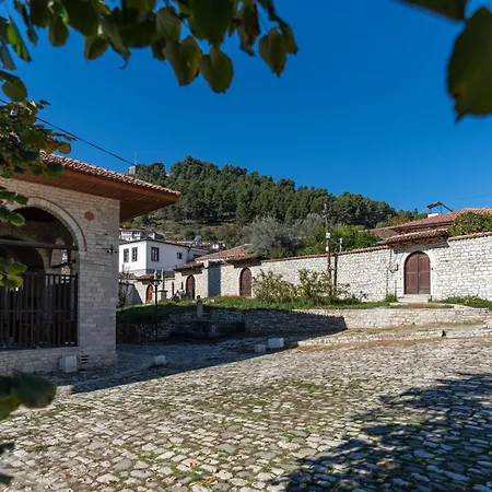 Villa Era Berat